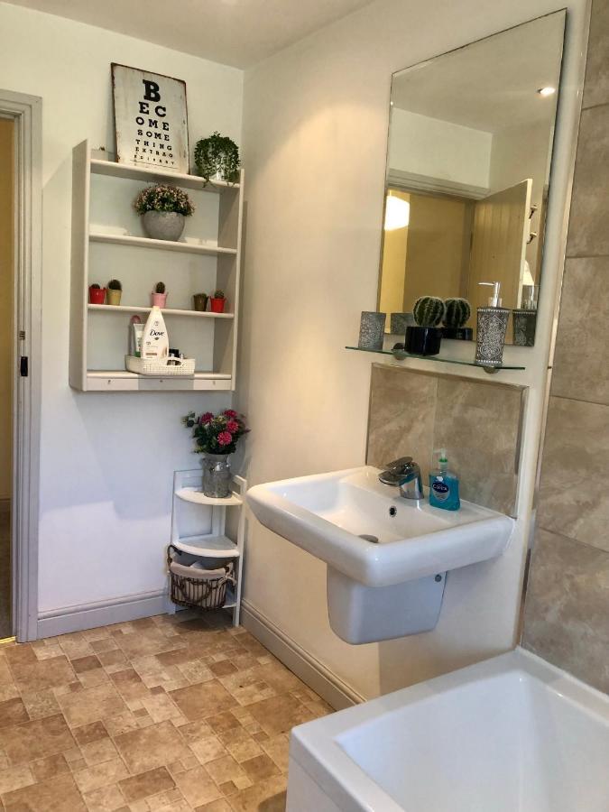 Wuthering Cottage - Central, Stylish, Cosy, Comfy Haworth Extérieur photo