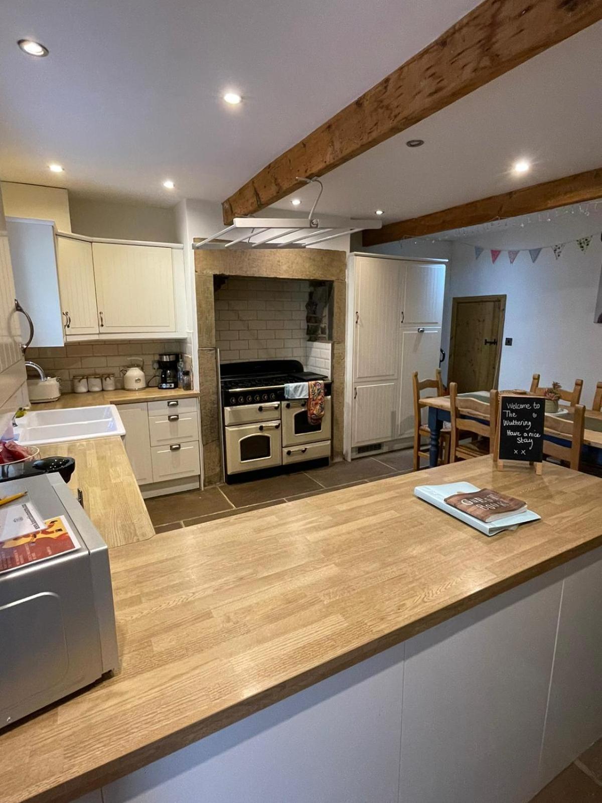 Wuthering Cottage - Central, Stylish, Cosy, Comfy Haworth Extérieur photo